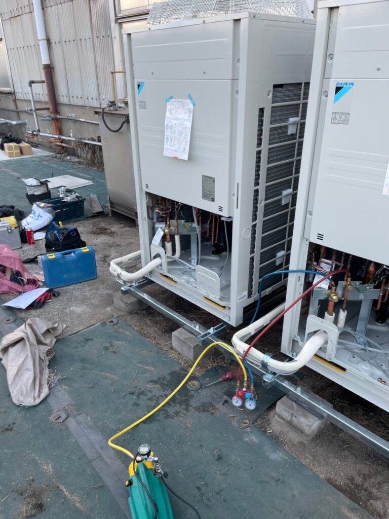 設備用エアコン設置工事